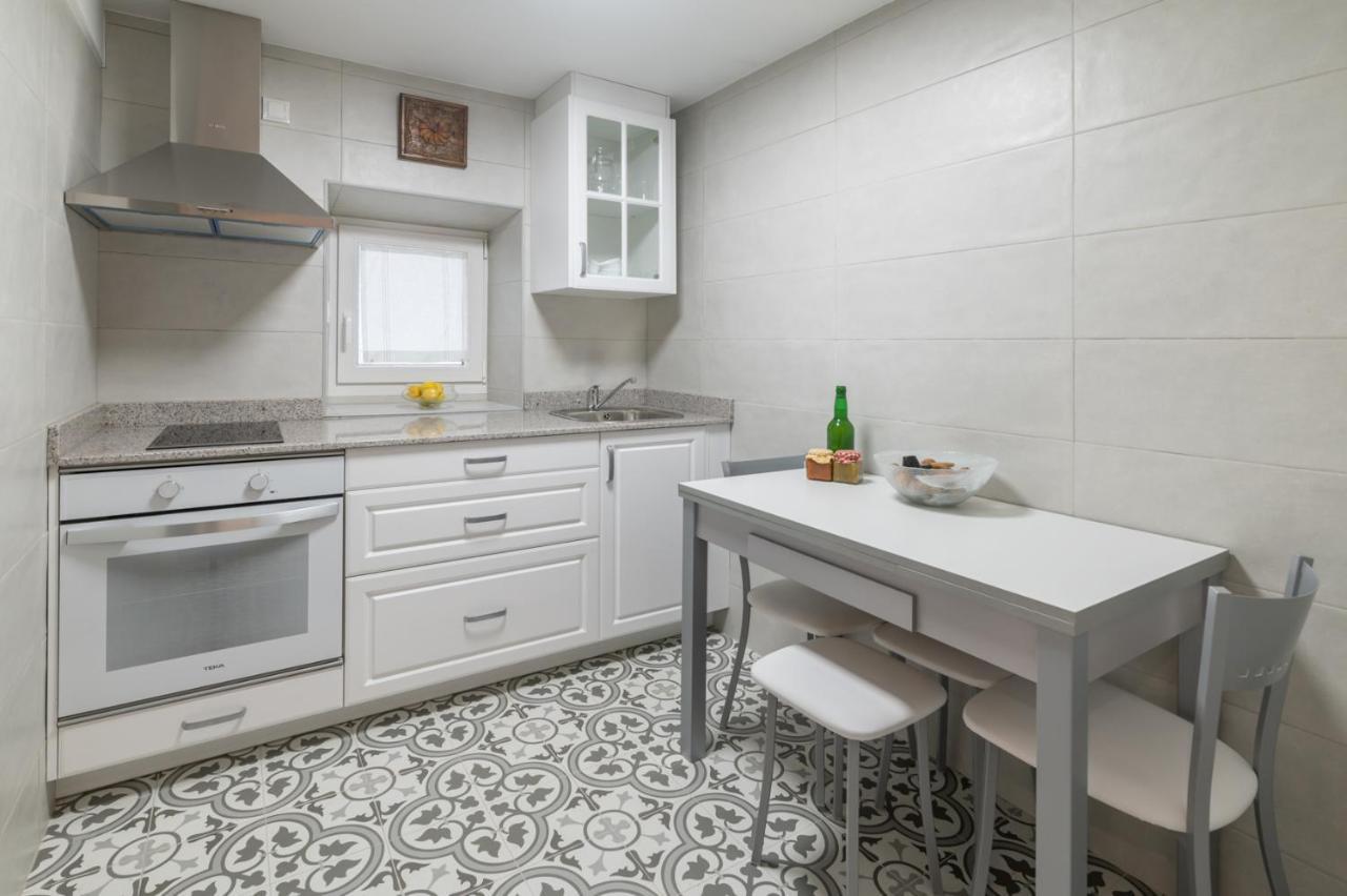 Pria, Apartamento En 리바데세야 외부 사진