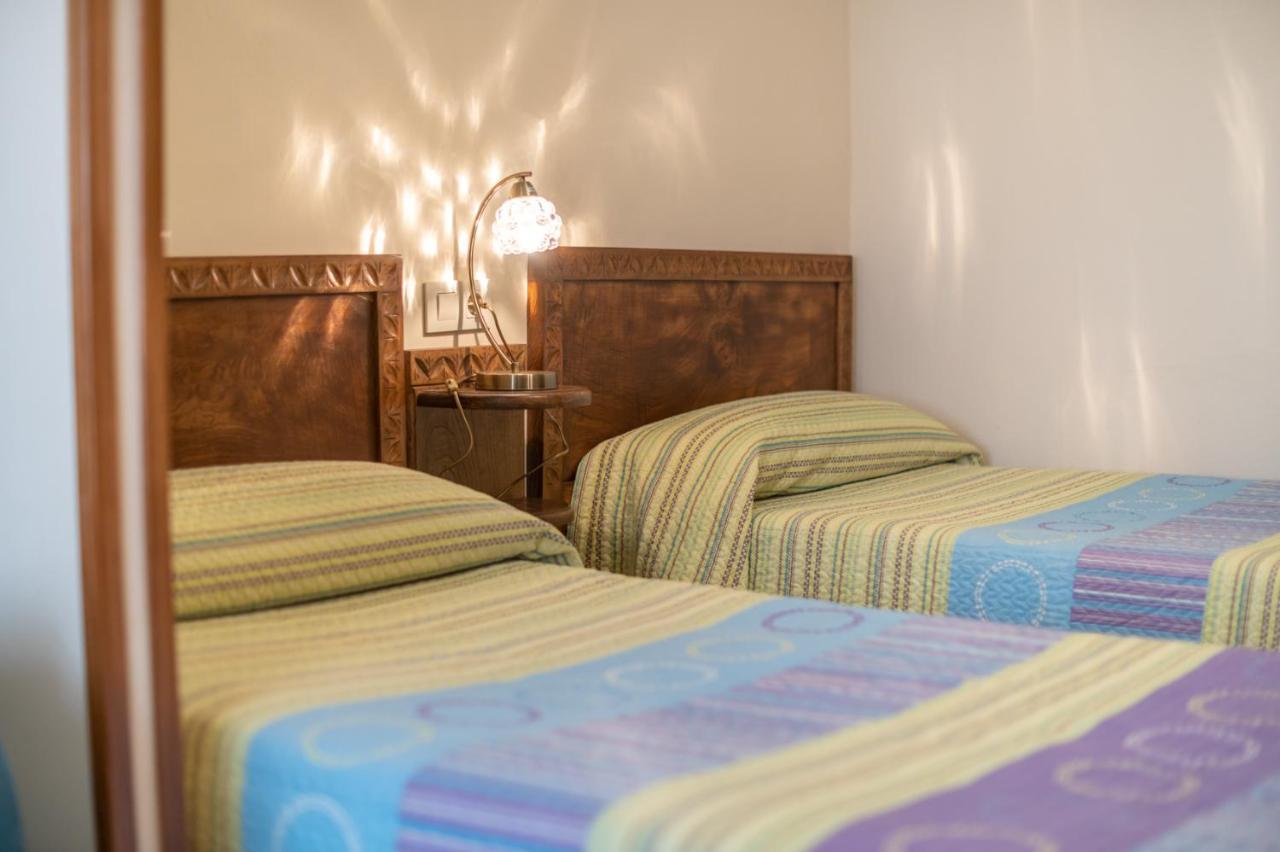 Pria, Apartamento En 리바데세야 외부 사진