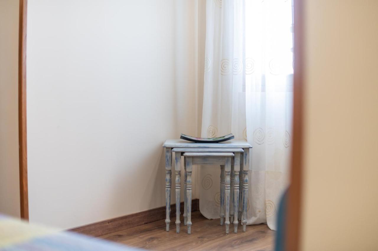 Pria, Apartamento En 리바데세야 외부 사진